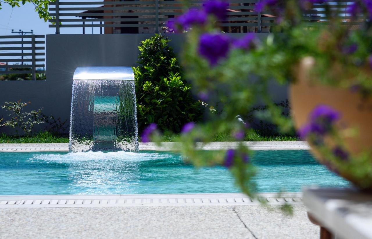 Anassa Butik Living Nikiti Aparthotel ภายนอก รูปภาพ